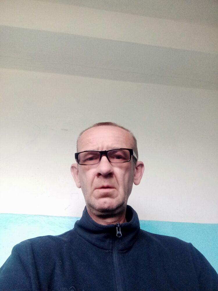 40028364  , 53 ,    