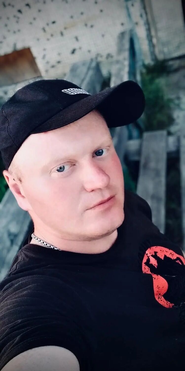  47328884  , 32 ,    