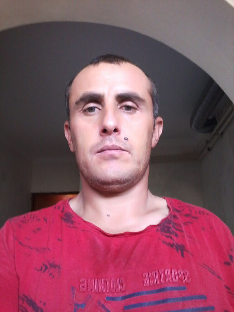  21311554  Ayniddin, 46 ,    