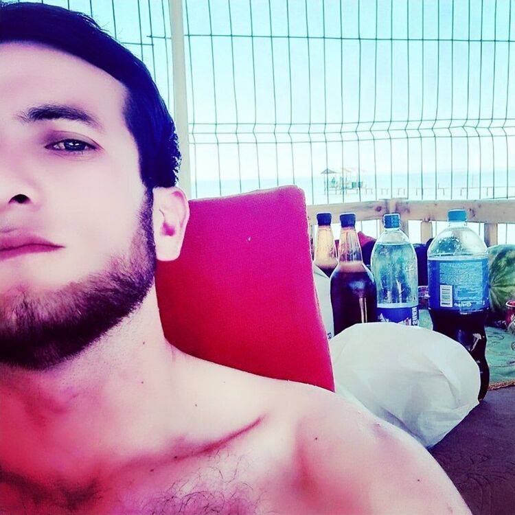  38567164  , 30 ,    