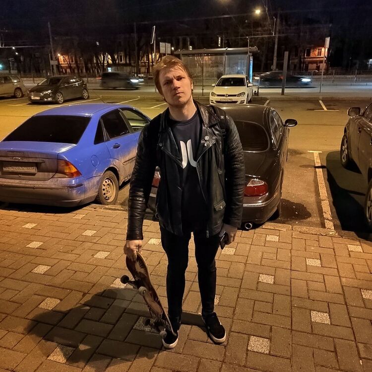  26647254  Oleg, 33 ,    Saint-Denis