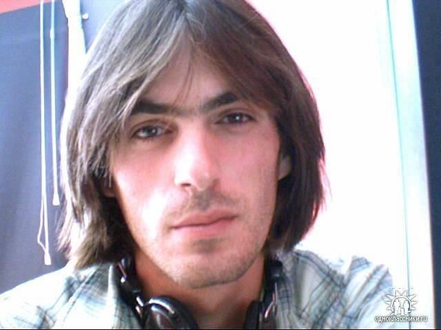  ,   Noki, 42 ,   
