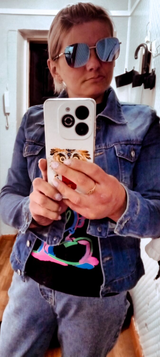  44823044  , 37 ,    