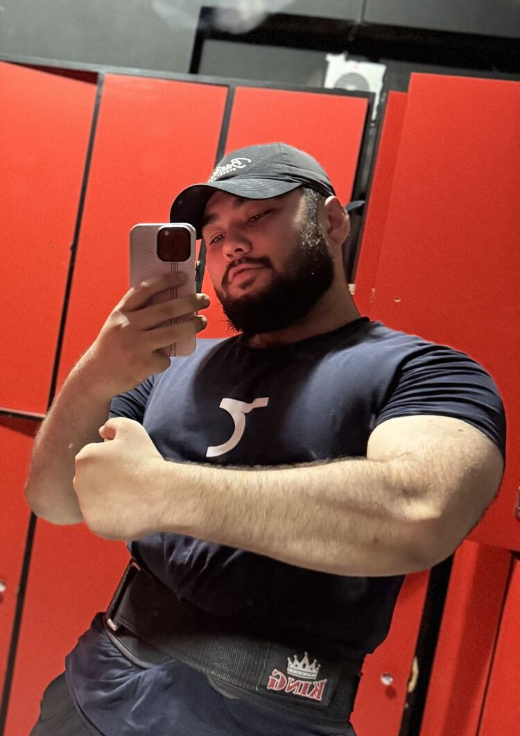  ,   Abduraxmon, 25 ,   ,   