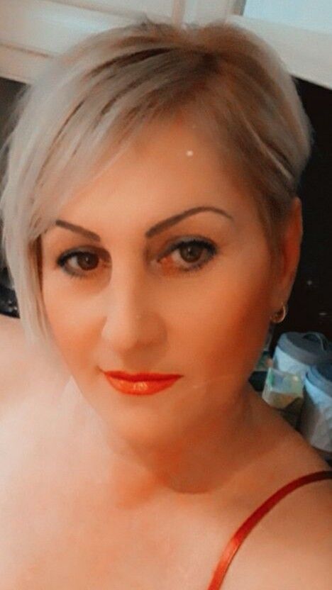  Zutendaal,   Lena, 44 ,   ,   , c 
