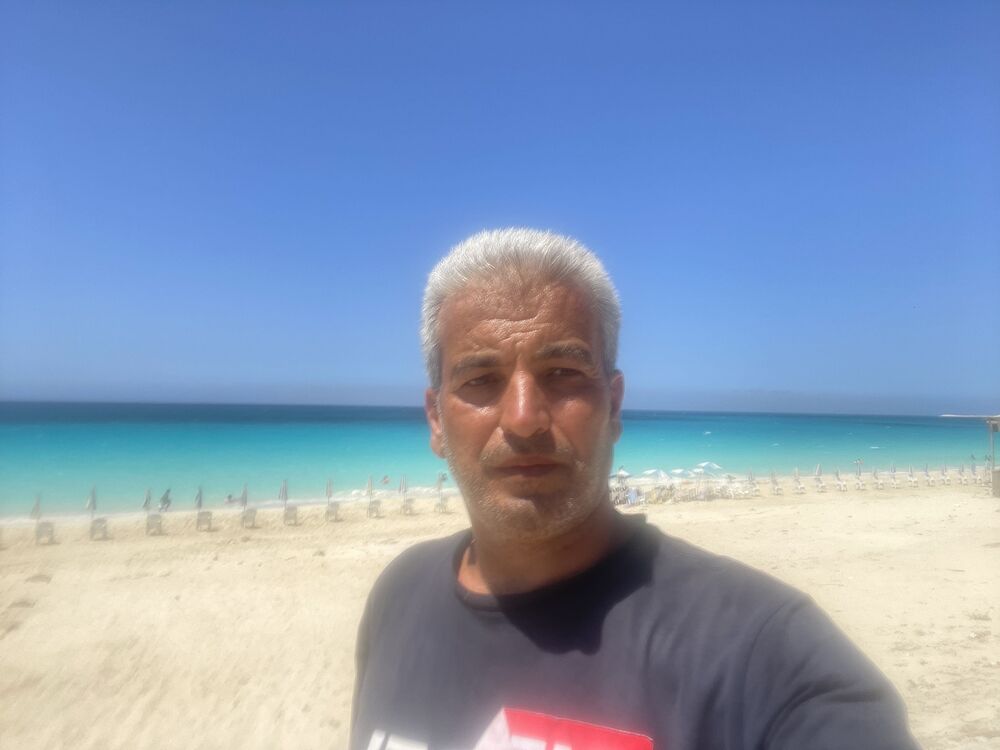  45434074  Zouhair, 55 ,    Essen