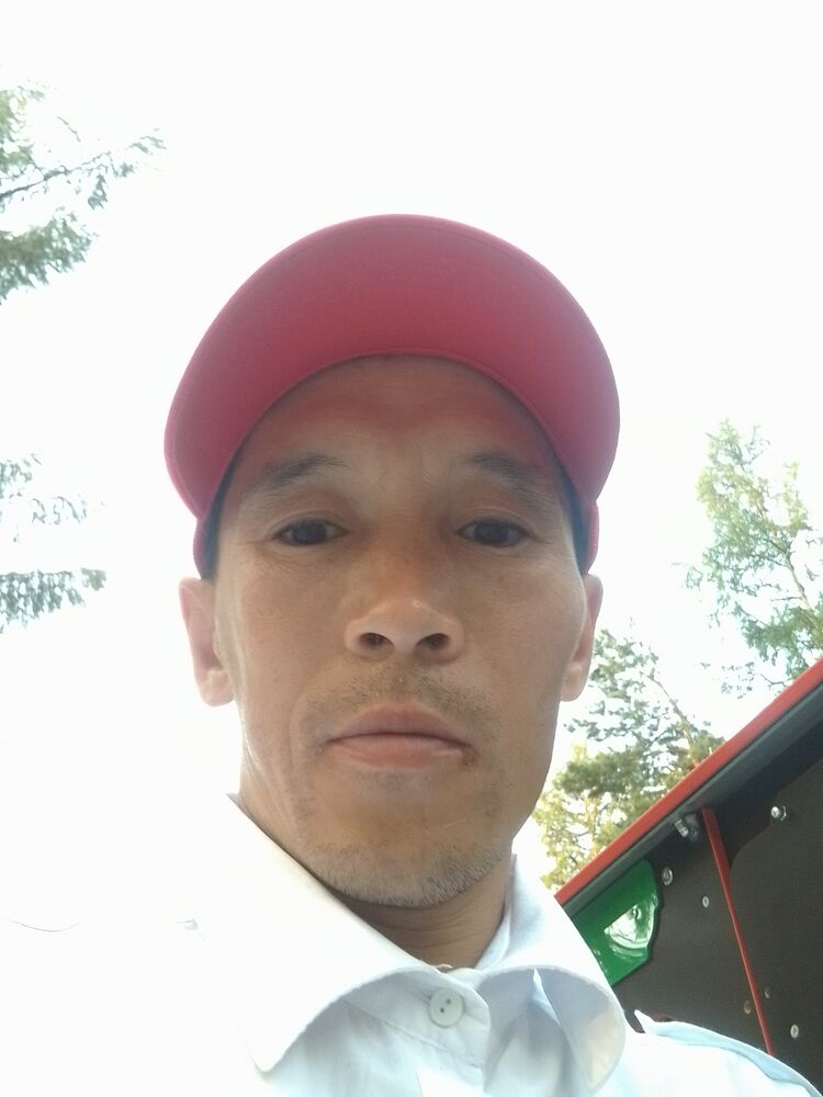  ,   Ruslan, 42 ,   ,   