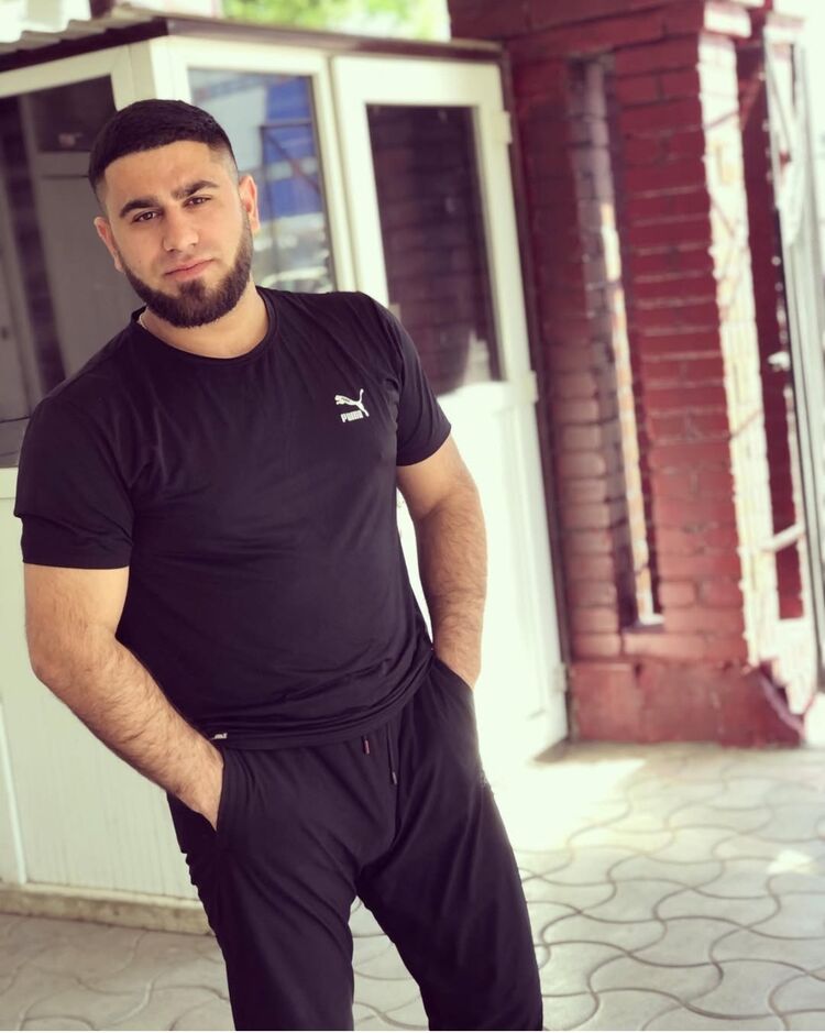  52755764  F A I Z O V, 26 ,    