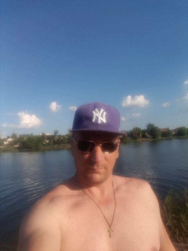  16426474  Andre, 46 ,    