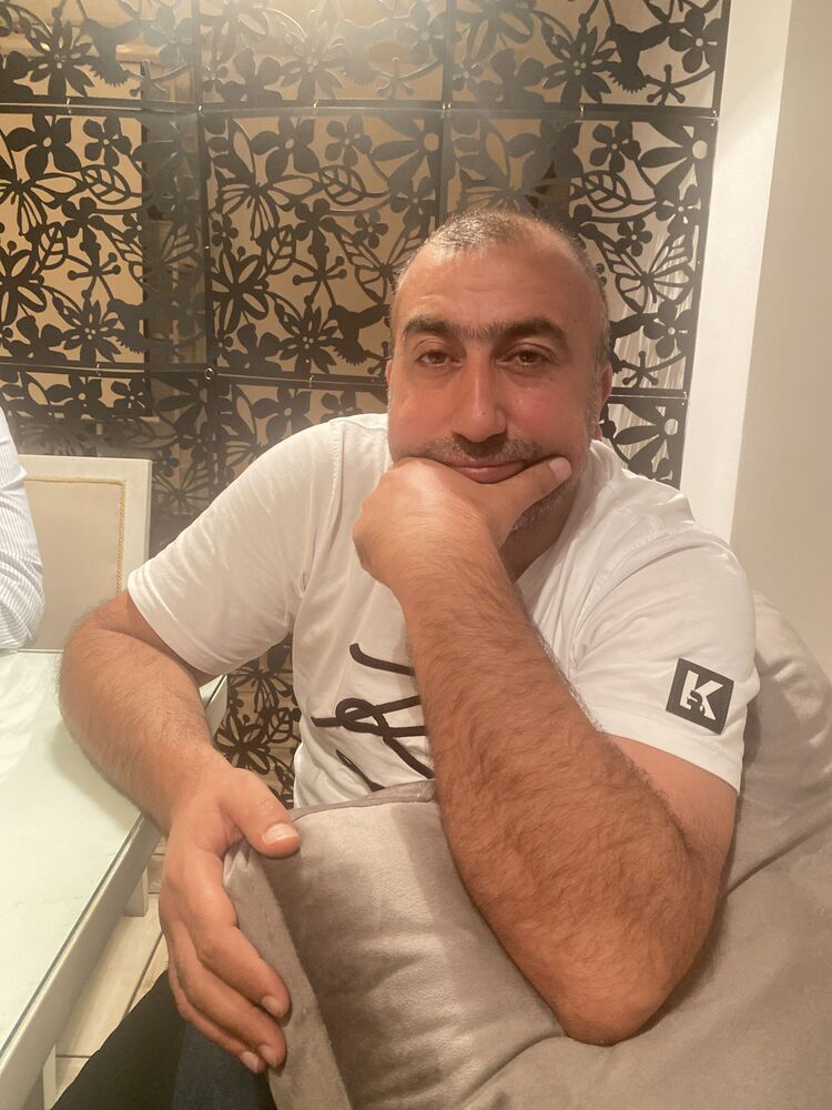  23851264  Ruslan, 25 ,    