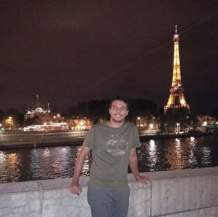  43577134  Tarek, 23 ,    Cicero