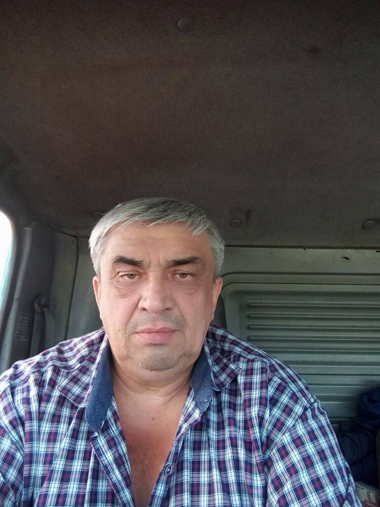  52761164  , 58 ,    