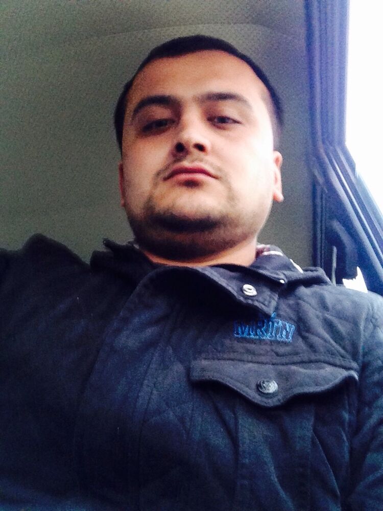  5768774  Doniyor, 39 ,    