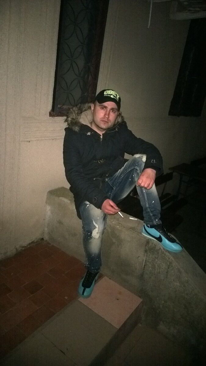  4252114  Sergio, 35 ,    