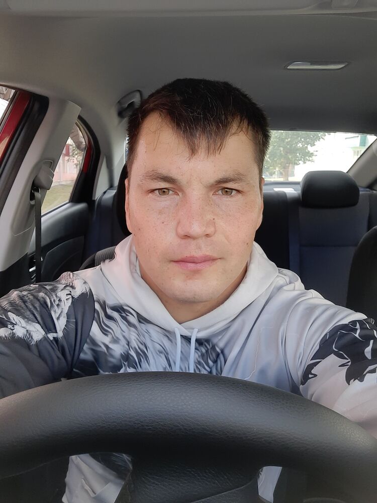  ,   Artem, 31 ,   ,   