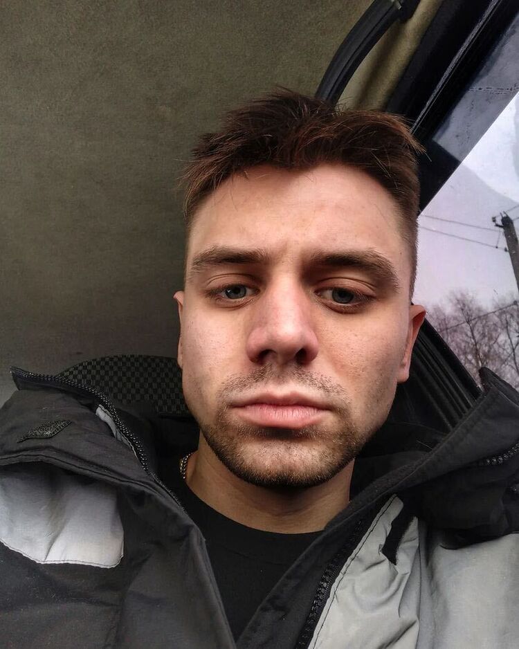  43167084  , 25 ,     