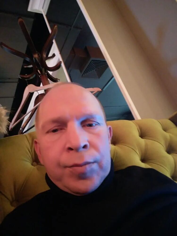  52660564  , 46 ,    