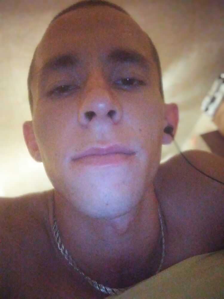  ,   Artyom, 26 ,   ,   , c 