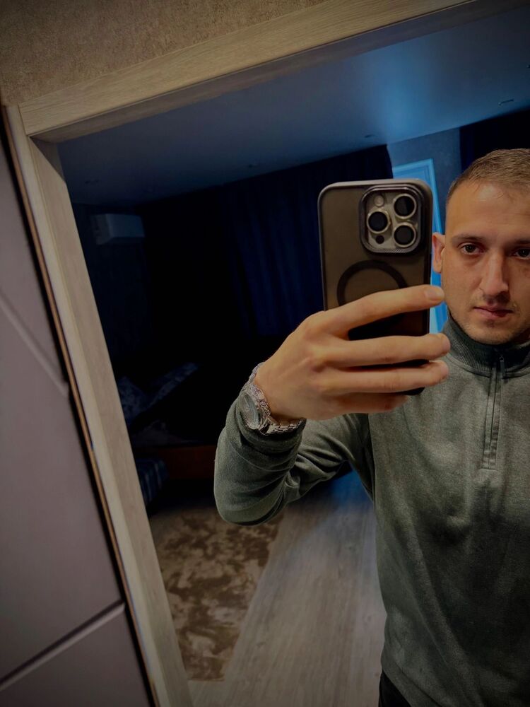  53544804  Nikolay, 28 ,    