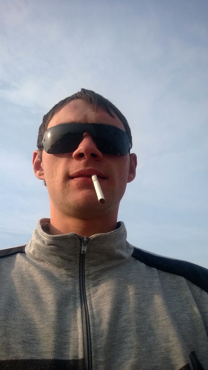  4274964  Andrei, 33 ,    