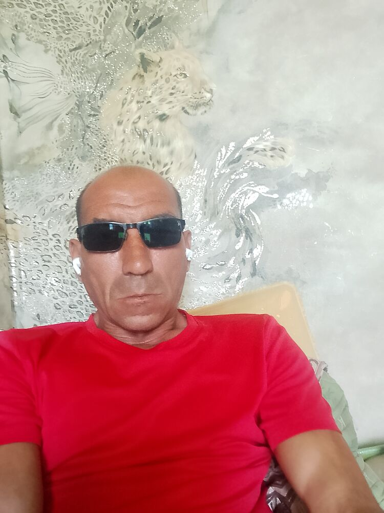  53079554  Sasa, 42 ,    