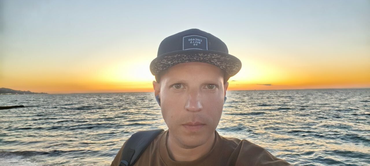  54485934  Alex, 38 ,     