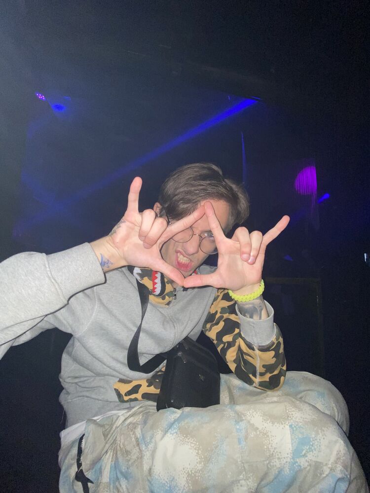  -,   , 24 ,   ,   