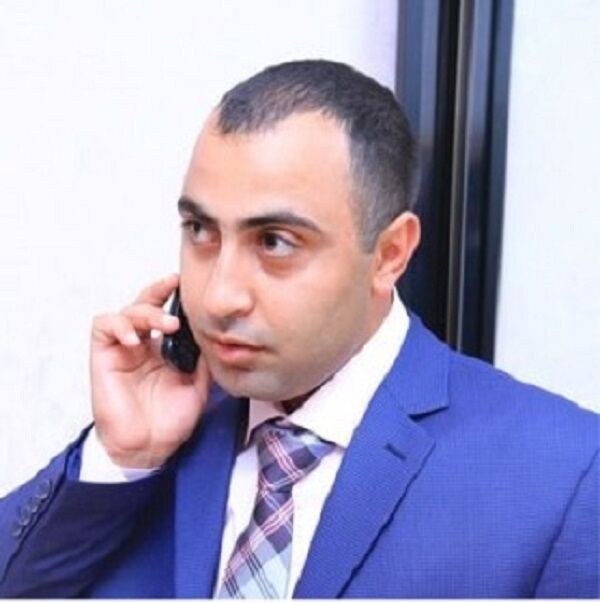  25713494  Karen, 42 ,    