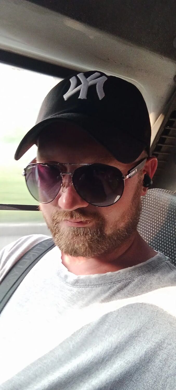  ,   Kirill, 32 ,   ,   , c , 