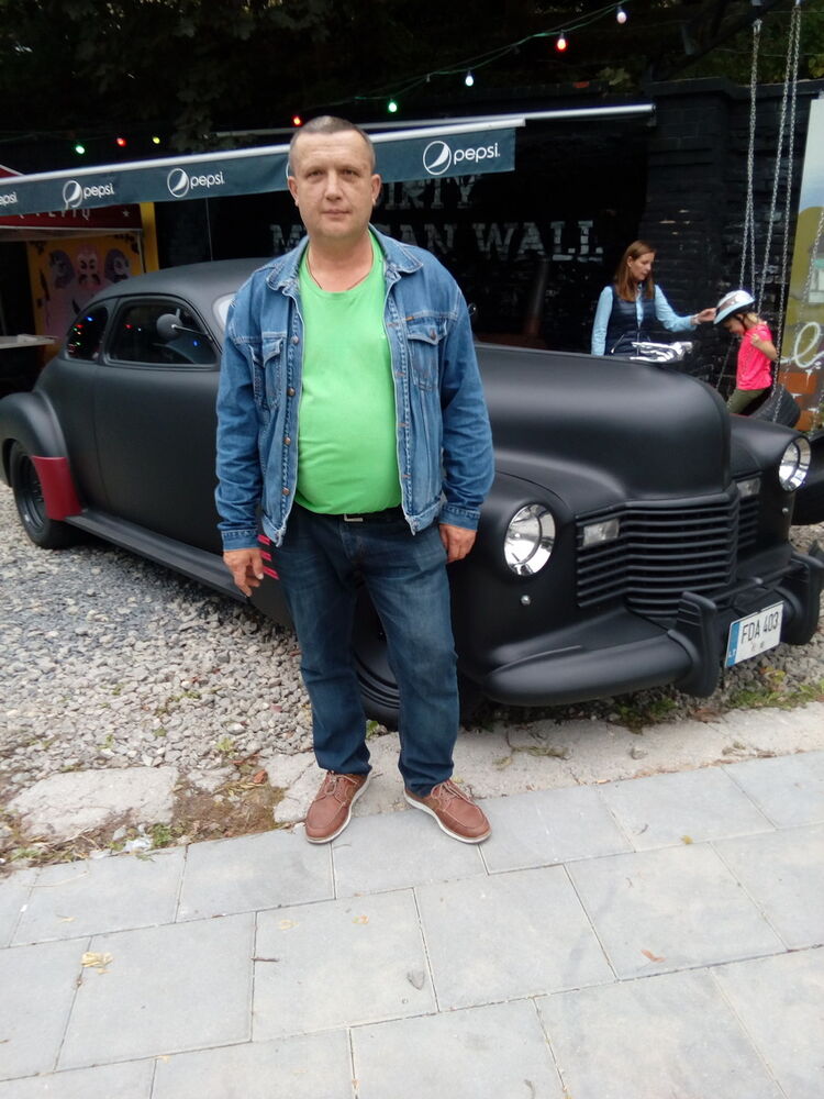  11226674  Vasiliy, 51 ,    
