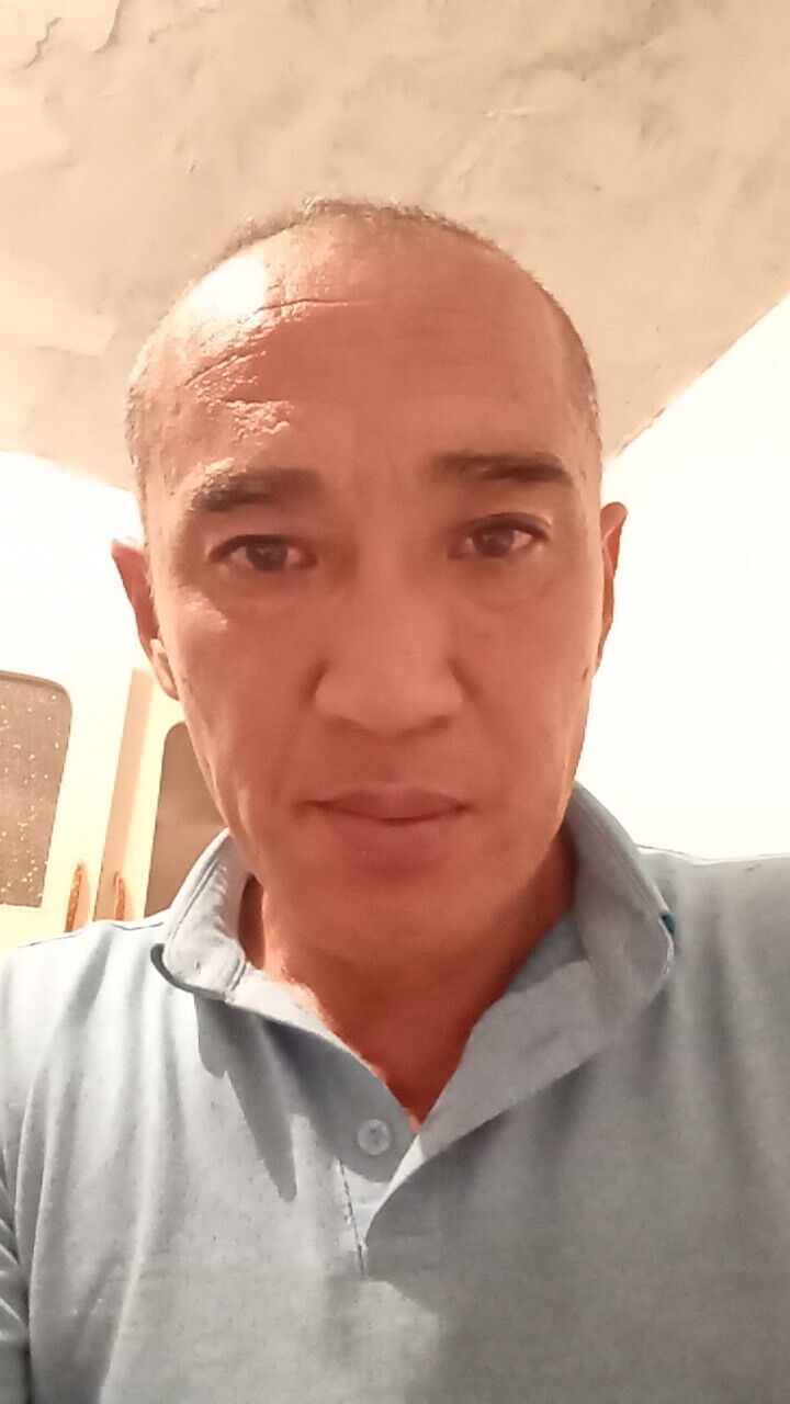  37709764  Jenis, 49 ,    