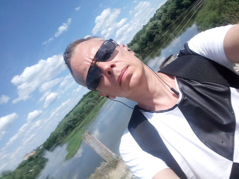  ,   Evgeny, 47 ,   ,   , c 