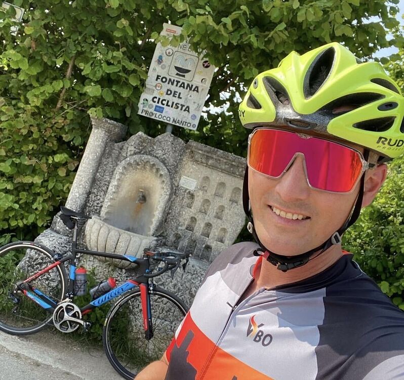  54655914  Leonardo, 43 ,    