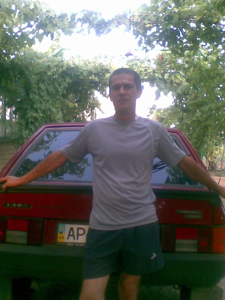  9697974  Taraxy, 46 ,    