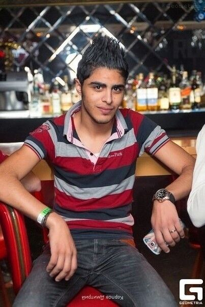  14514914  Wissem, 31 ,    