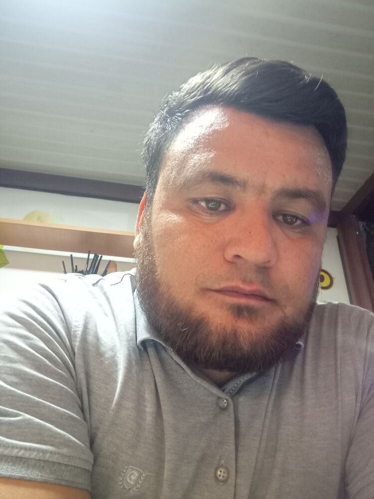  32158064  Madiyor, 33 ,    