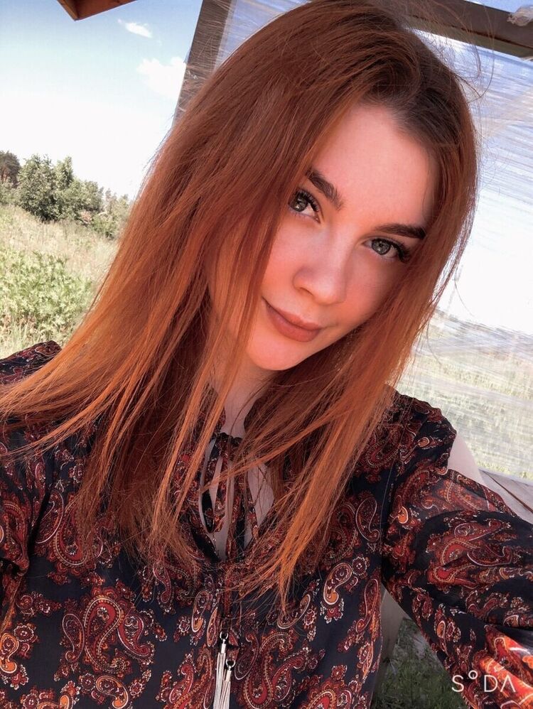  28264144  Nast, 22 ,    