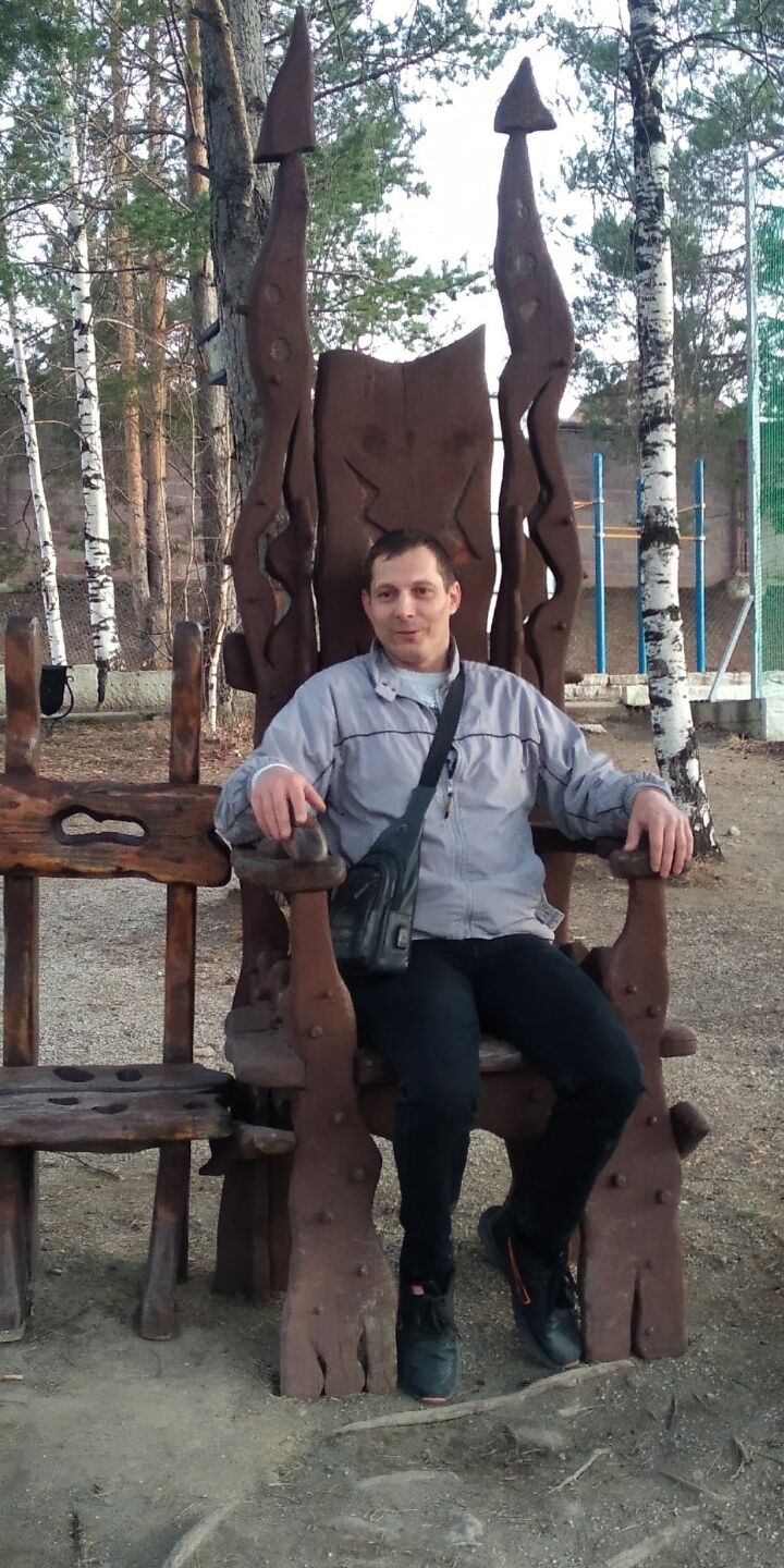  ,   Alexander, 42 ,   c 