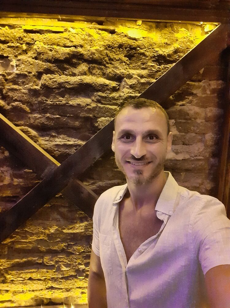 43252234  Ivan, 41 ,    Nicosia