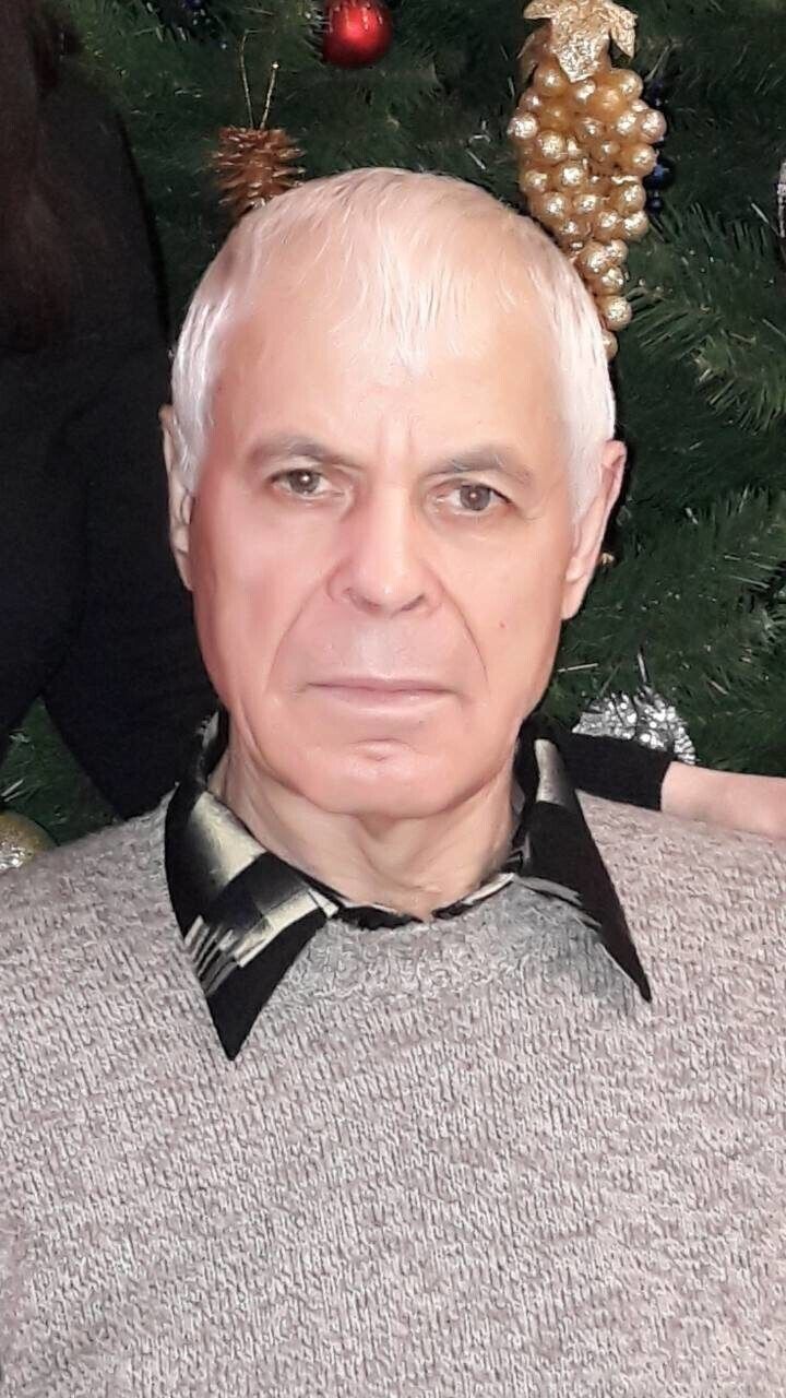  22980344  , 76 ,    