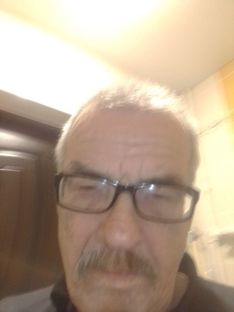  29817844  Valesa, 70 ,    