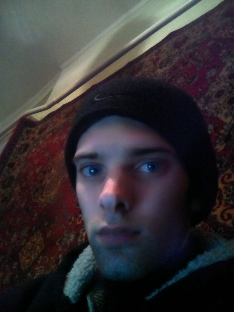 5464104  Iurii, 31 ,    