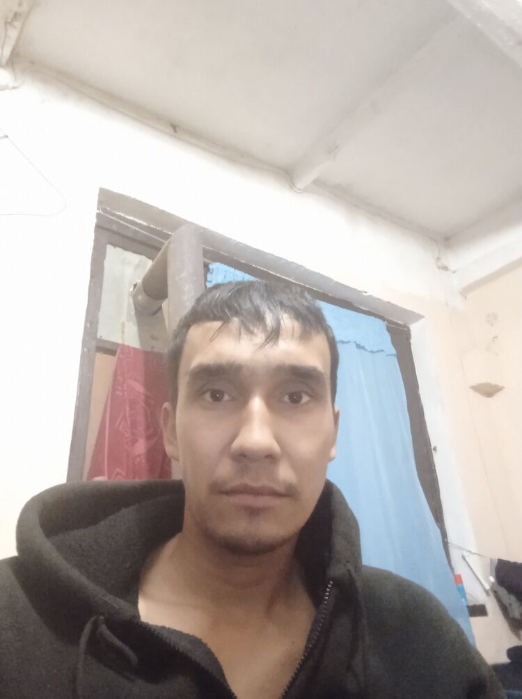  48560234  Dilmurod, 23 ,    