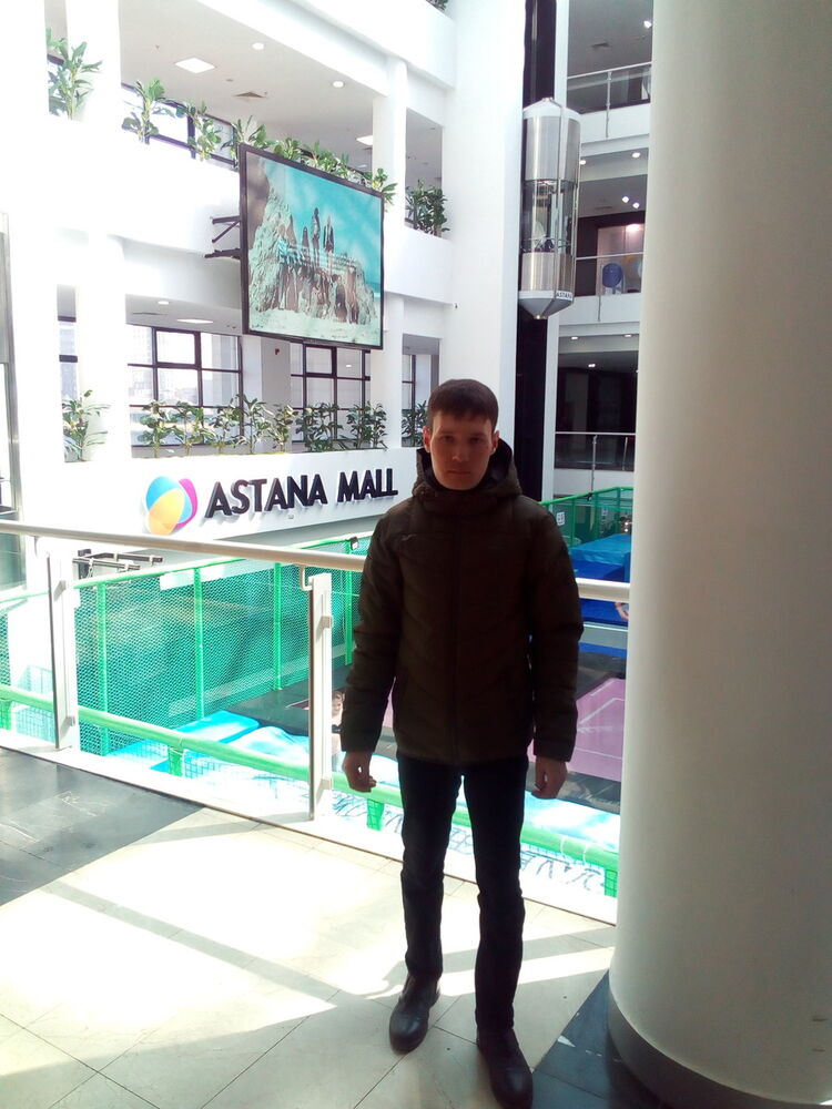  ,   Ruslan, 38 ,   ,   , c 