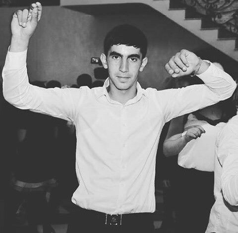  ,   Narek, 25 ,   ,   , c 