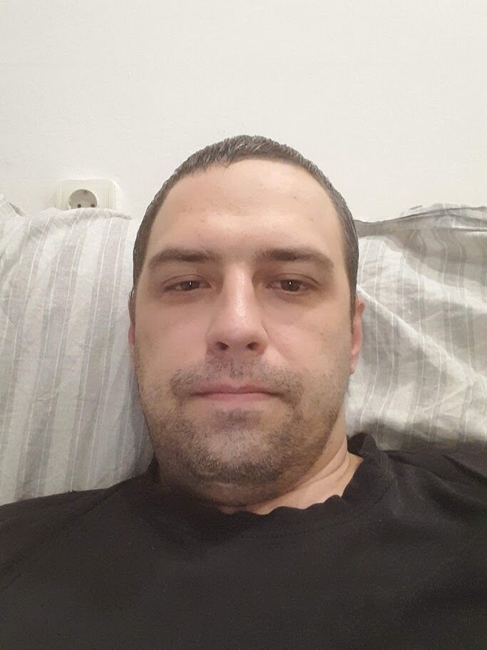 40966974  , 35 ,    