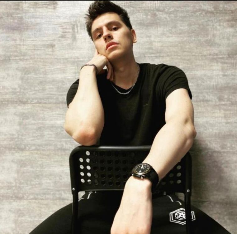  53750934  Azamat, 29 ,    -