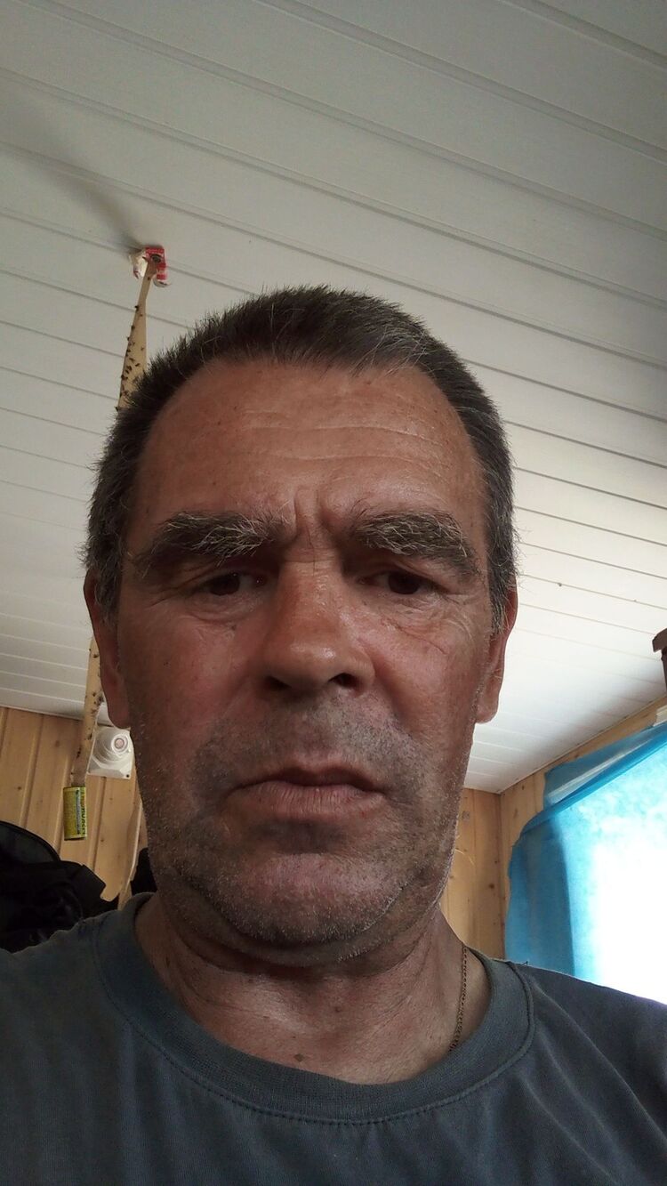  44954114  , 52 ,    