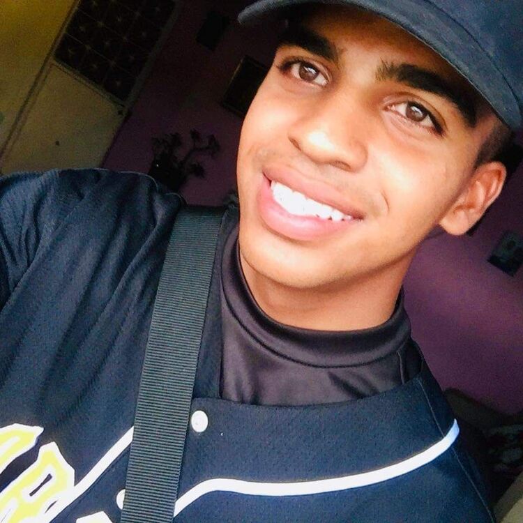  50102924  Fernando, 21 ,    Goddard