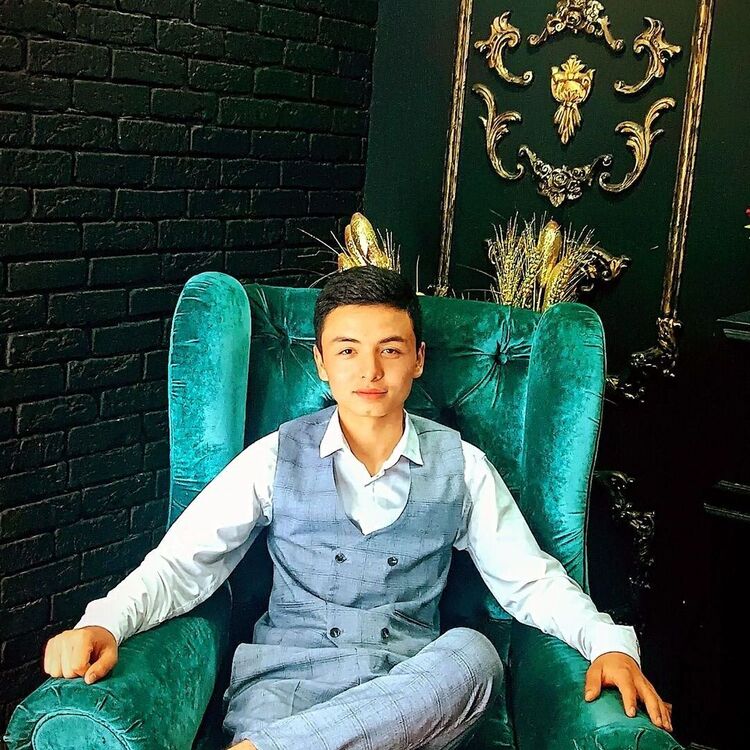  49284954  Dostonbek, 20 ,    